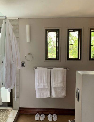 Luxury Bush Villa entrance to shower and wash up area