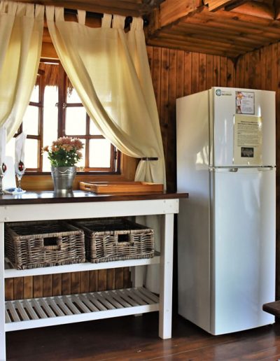 Log Cabin kitchen