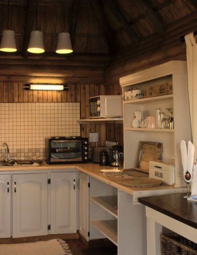 Self-Catering Log Cabin kitchen